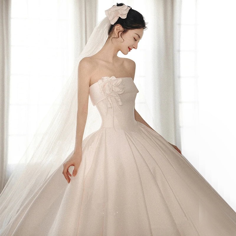 A Strapless Dress With A Big Train - RICALOUX