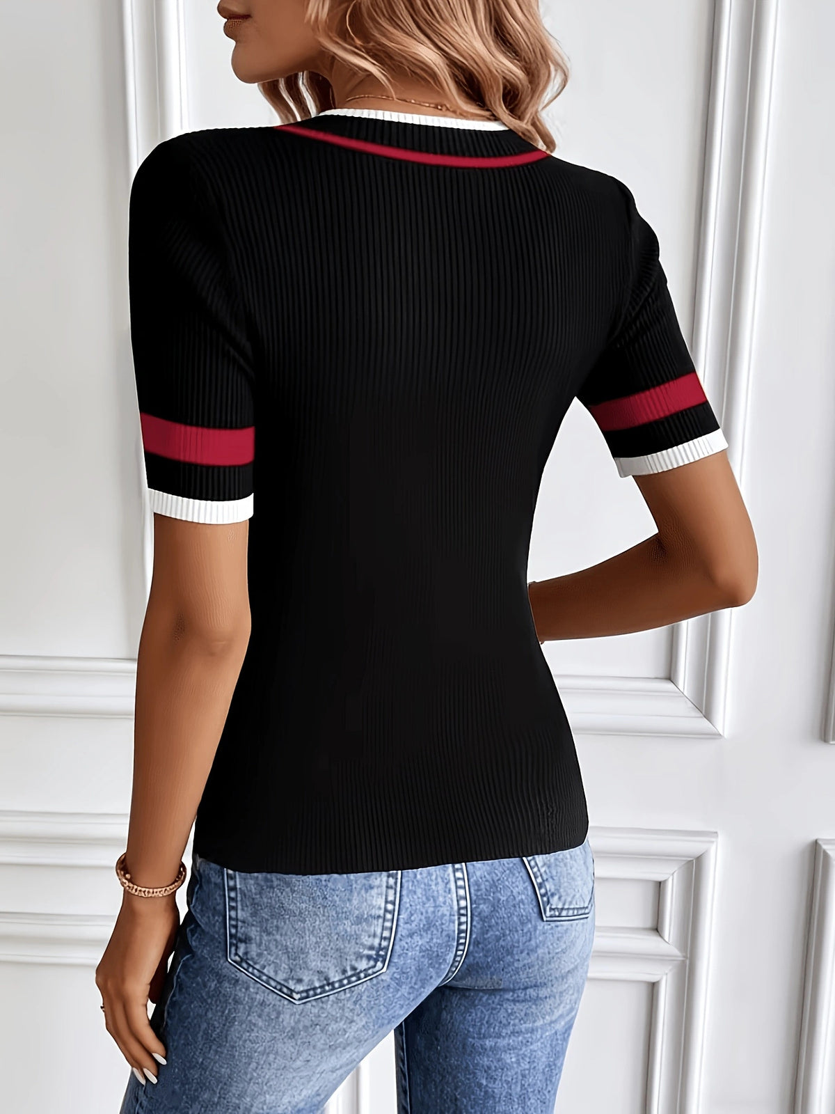 Womens V-neck Knitted Short-Sleeve T-Shirt by Ricaloux