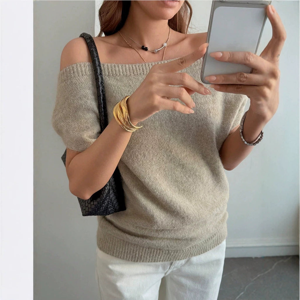 Womens Off-shoulder Short-sleeve Knit Top – Premium 0 | RICALOUX