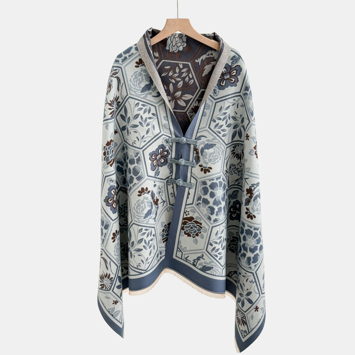 Vintage Knot-button Outerwear Jacquard Shawl by Ricaloux