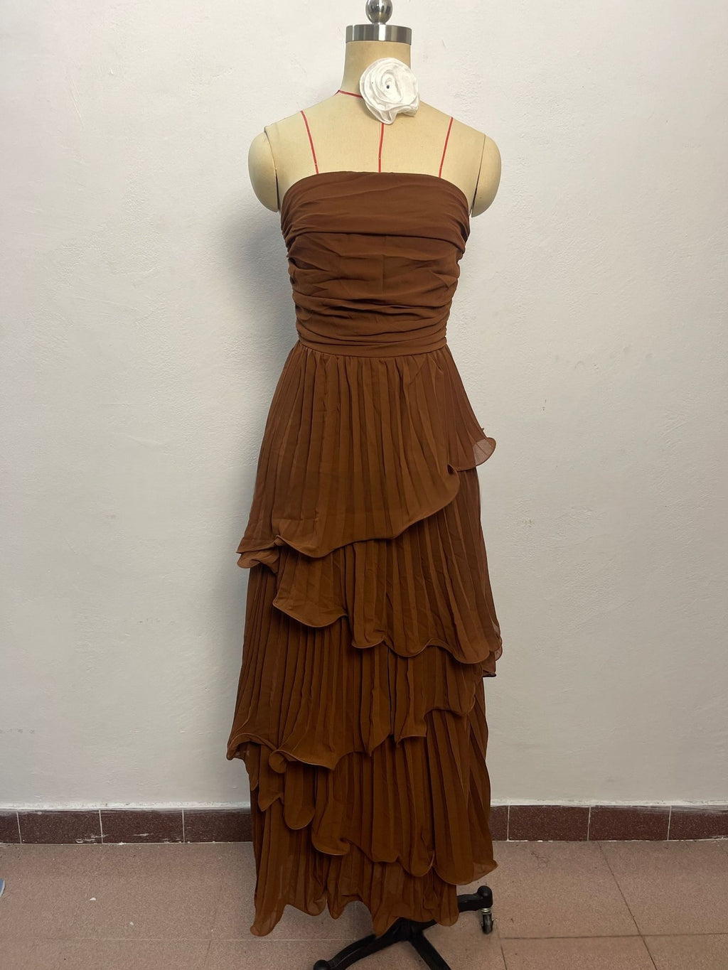 Solid-color Strapless Waist-cinching Tiered Pleated Dress by Ricaloux