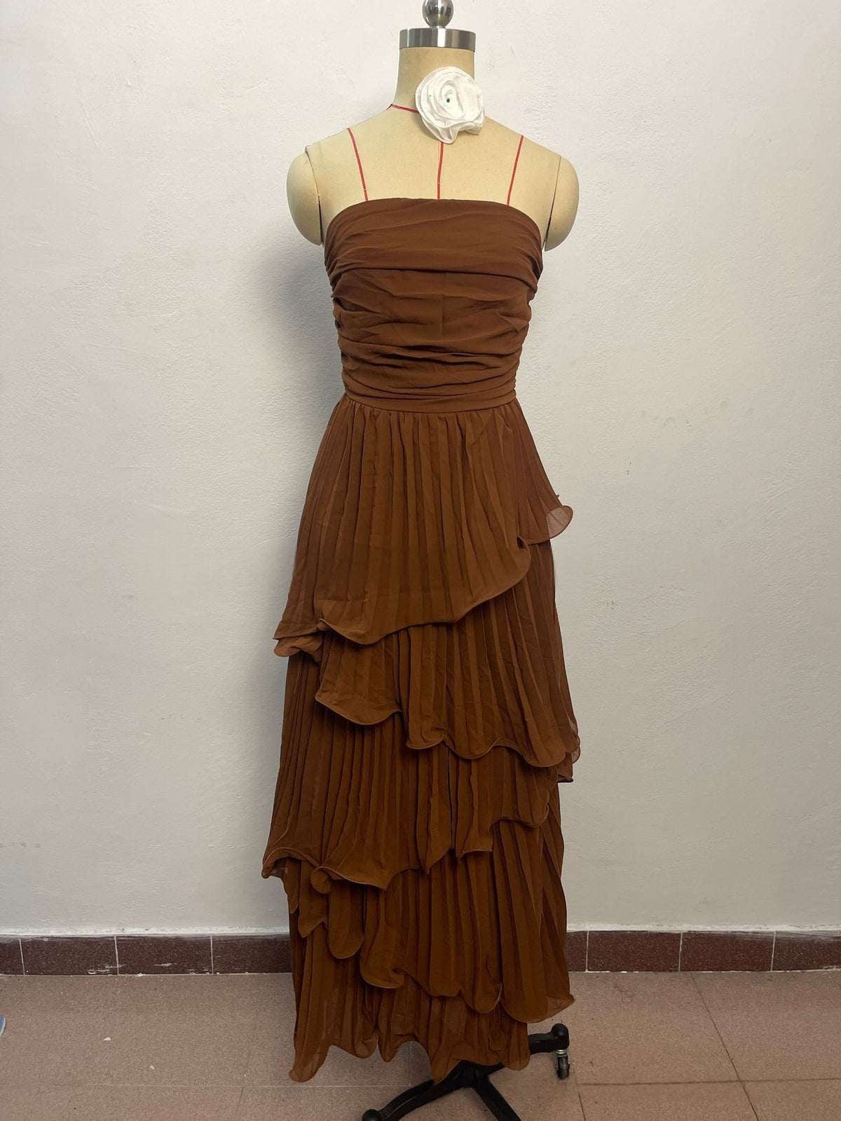 Solid-color Strapless Waist-cinching Tiered Pleated Dress by Ricaloux