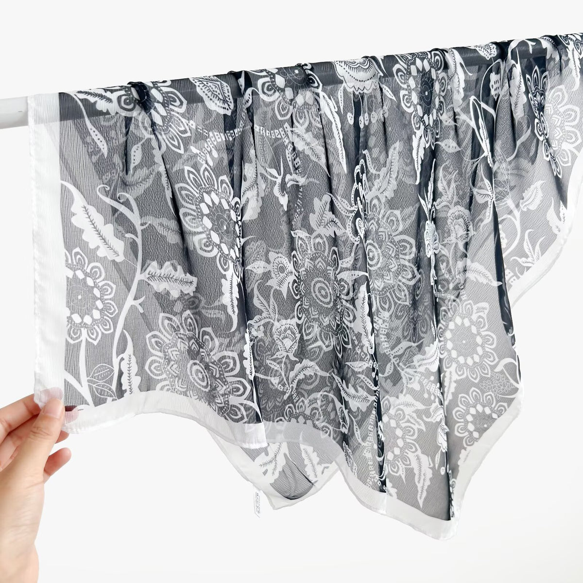 New Breathable Versatile Silk Chiffon Scarf For Women, Also Usable As A Shawl – Premium 0 | RICALOUX