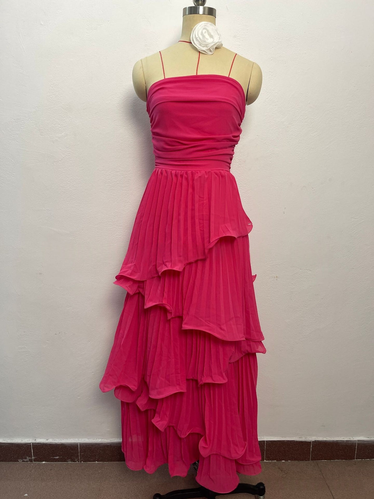 Solid-color Strapless Waist-cinching Tiered Pleated Dress by Ricaloux