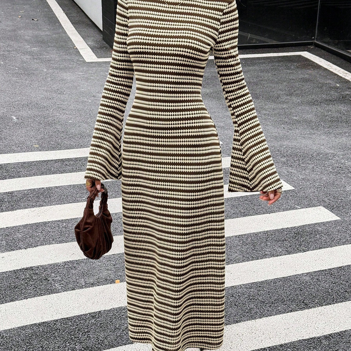 New Round-neck Bell-sleeve Backless Striped Knit Dress – Premium 0 | RICALOUX
