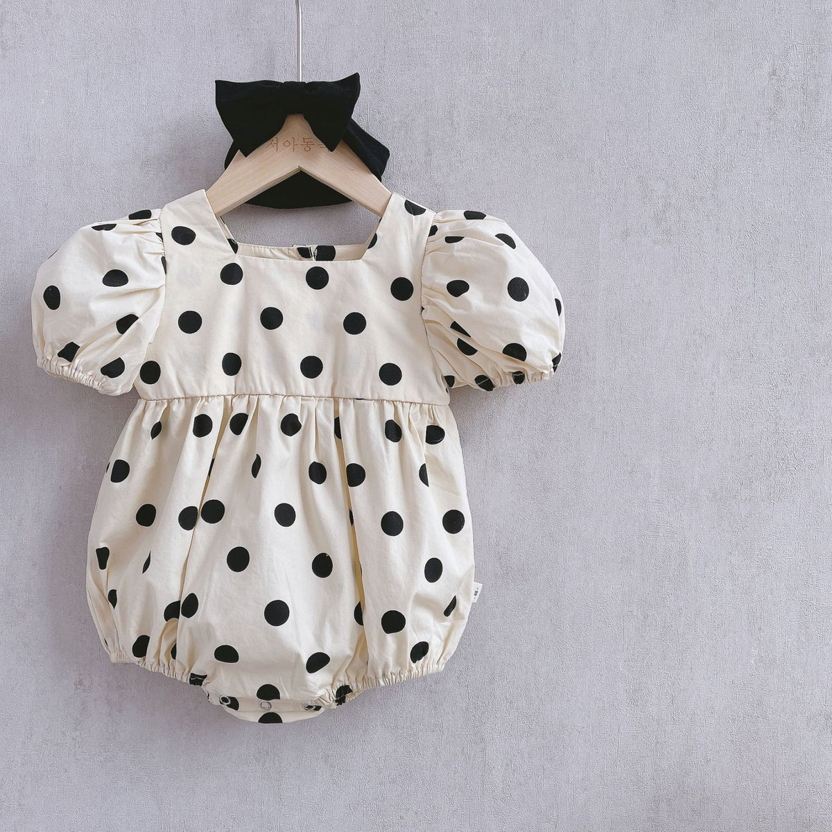 Summer Cute Bag Fart Clothes Pure Cotton Super Western-style Baby Girl Princess Romper - RICALOUX