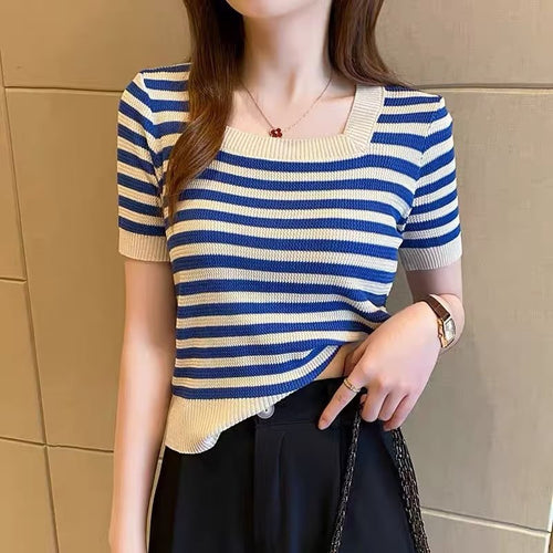 Color-block Short-sleeve Top That Flatters The by Ricaloux