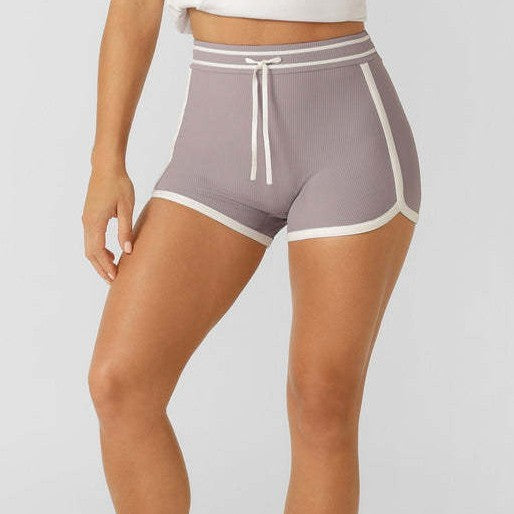 Color-block Nude-effect High-waisted Yoga Shorts For Women by Ricaloux