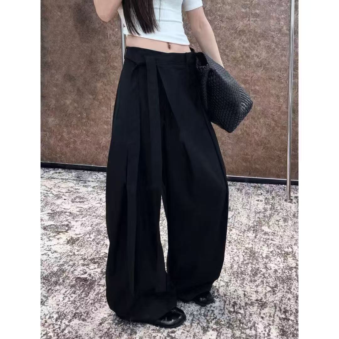 Fashionable Loose-fit Figure-flattering Wide-leg Casual Pants by Ricaloux