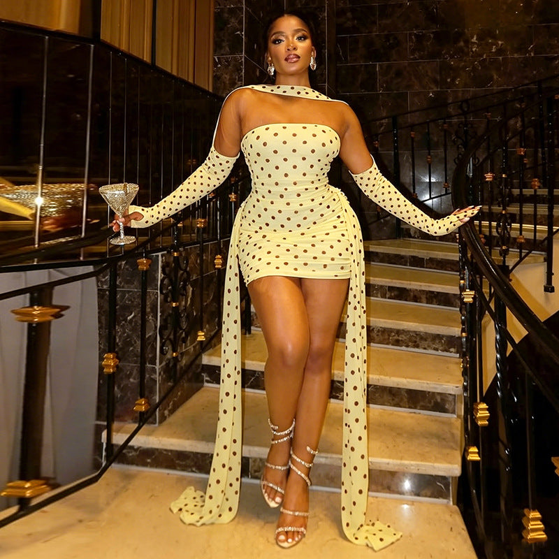 Polka-dot Halter-neck Dress With Flowing Ribbons Figure-flattering And Body-hugging by Ricaloux
