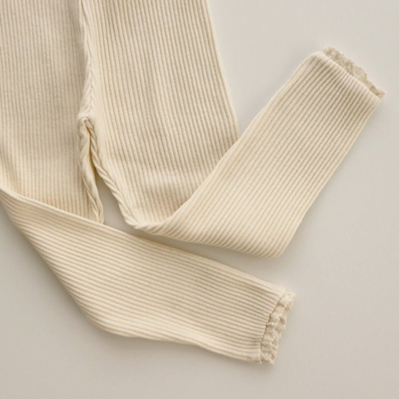 Babies And Girls Wear Leggings Over Autumn Trousers - RICALOUX