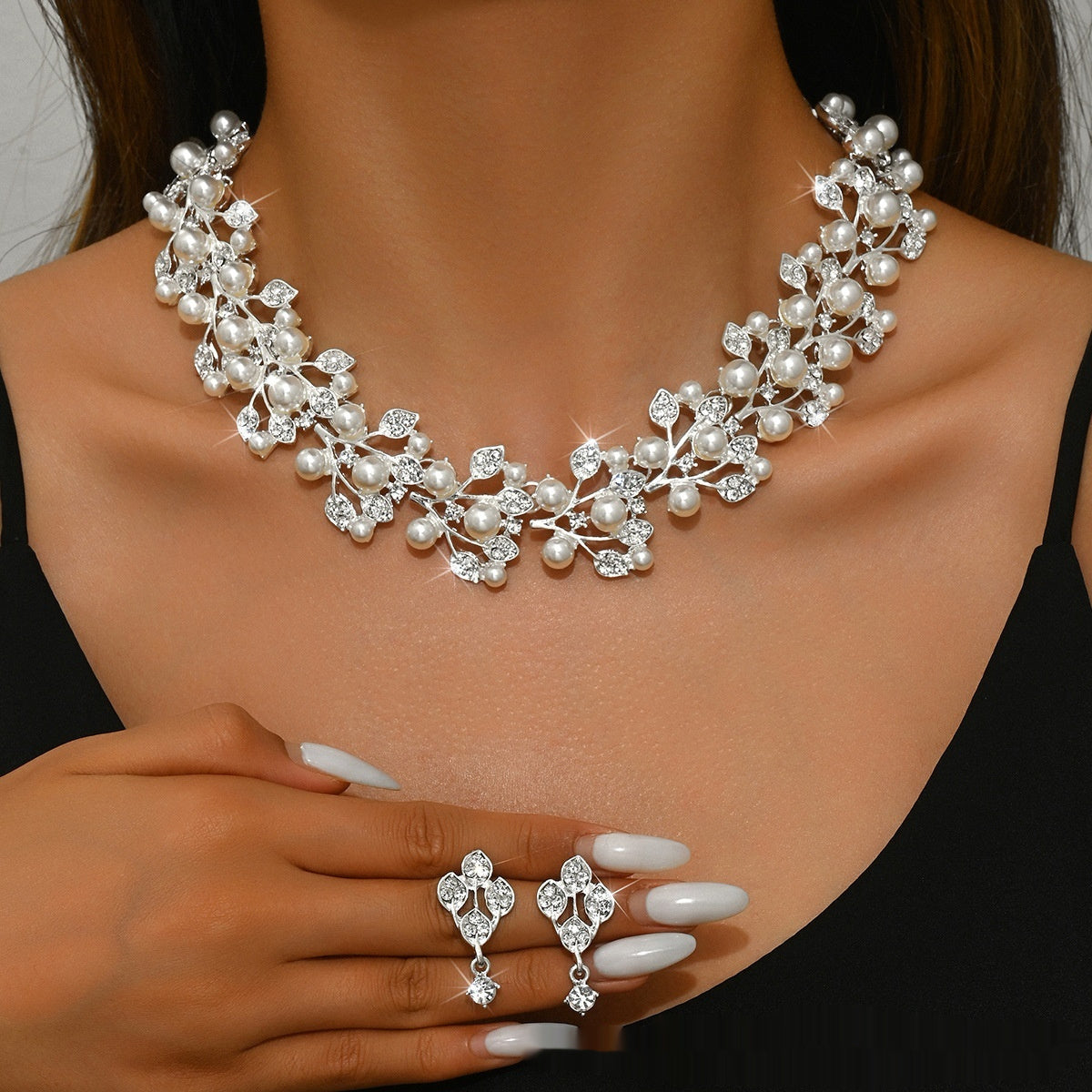 Pearl Leaf-Shaped Jewelry Set For Women by Ricaloux