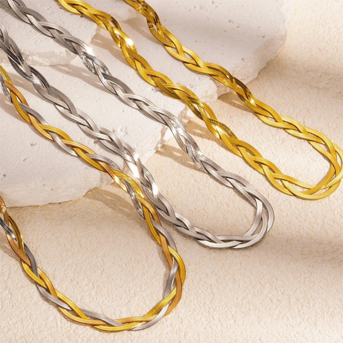 Sleek Stylish Alloy Jewelry For Women by Ricaloux