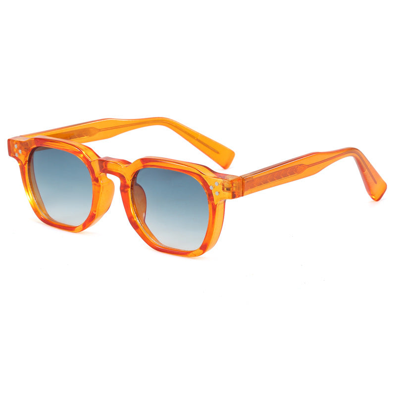 Retro-style Fashion Sunglasses For Men And Women by Ricaloux