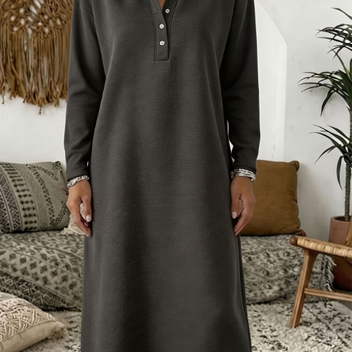 Knitted Sweater Dress With A Shirt Collar And Long Sleeves Simple And Elegant – Premium 0 | RICALOUX