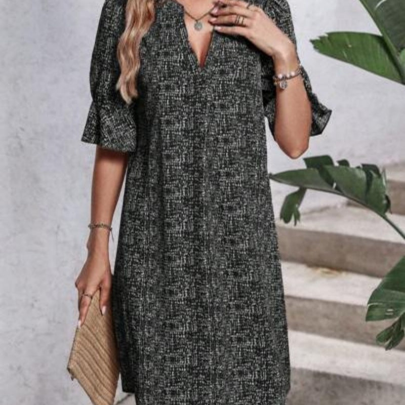 Printed V-neck Loose-fit Pleated Three-quarter-sleeve Dress – Premium 0 | RICALOUX