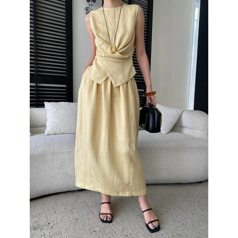 Split-neck Sleeveless Blouse And Elastic-waist Skirt Set – Premium 0 | RICALOUX