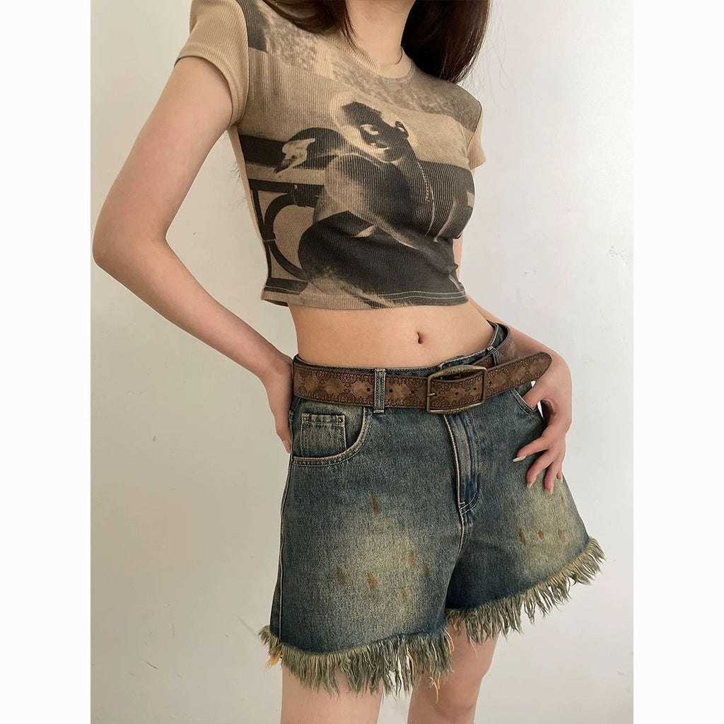American-style Vintage Embossed Distressed Leather Belt With A Bronze Buckle, Versatile For Jeans by Ricaloux
