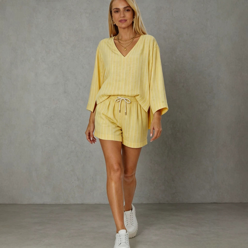 Womens Loose-fit V-neck Long-sleeve Shorts Set by Ricaloux