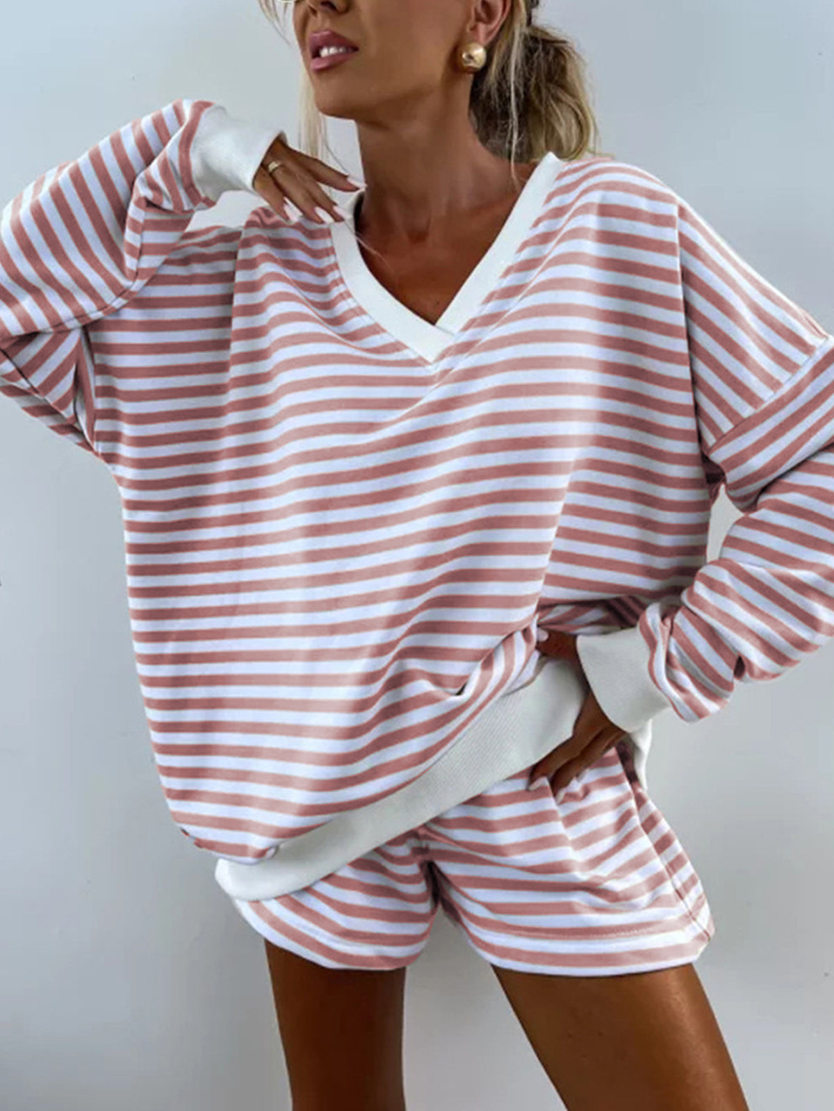 Womens Striped V-Neck T-Shirt And Shorts Set – Premium 0 | RICALOUX