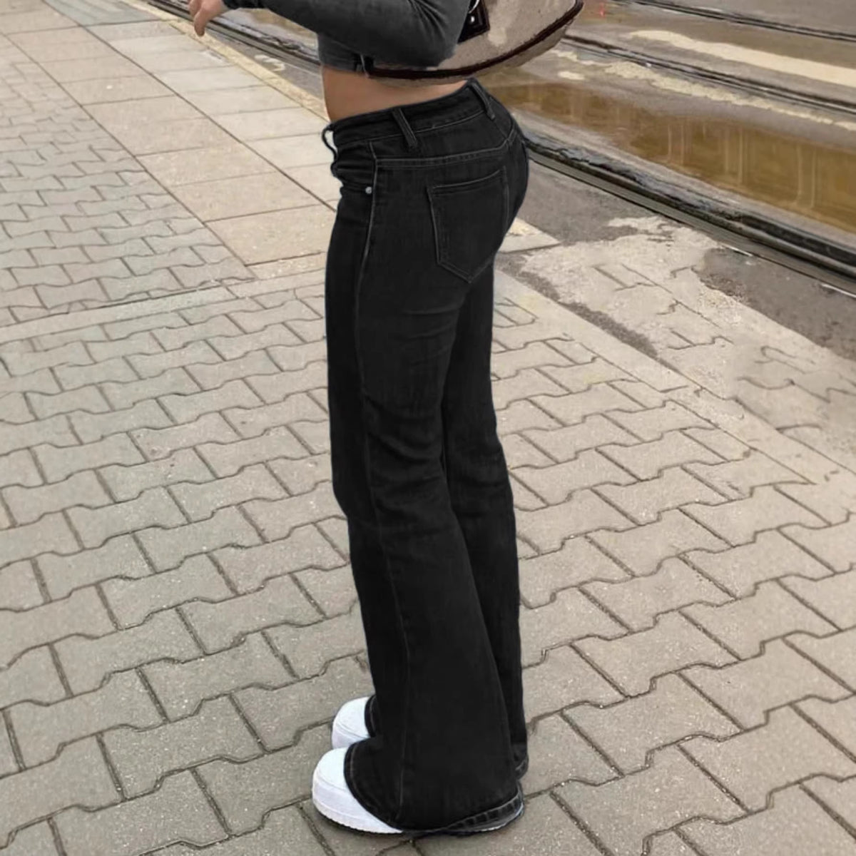Retro Versatile Slim-fit Stretch Jeans by Ricaloux
