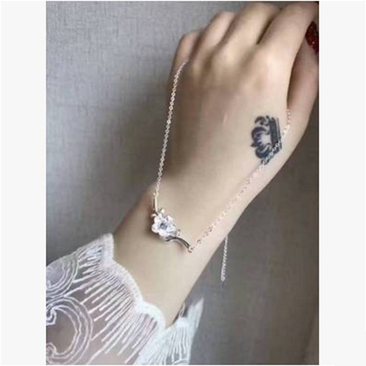 Floral silver jewelry for women by Ricaloux