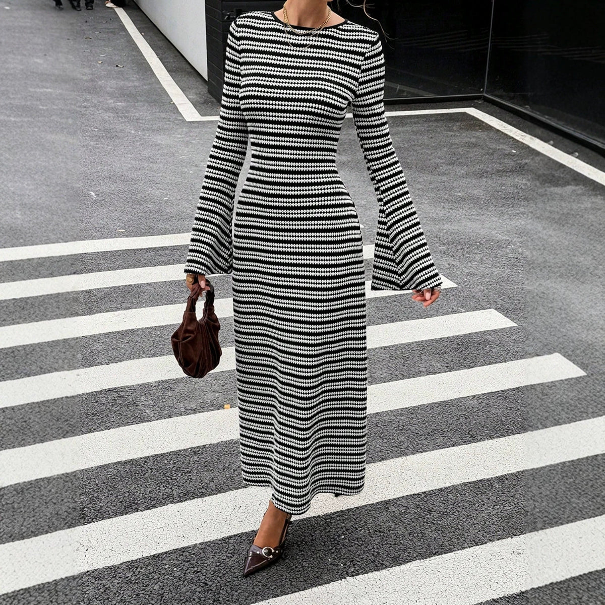 New Round-neck Bell-sleeve Backless Striped Knit Dress – Premium 0 | RICALOUX