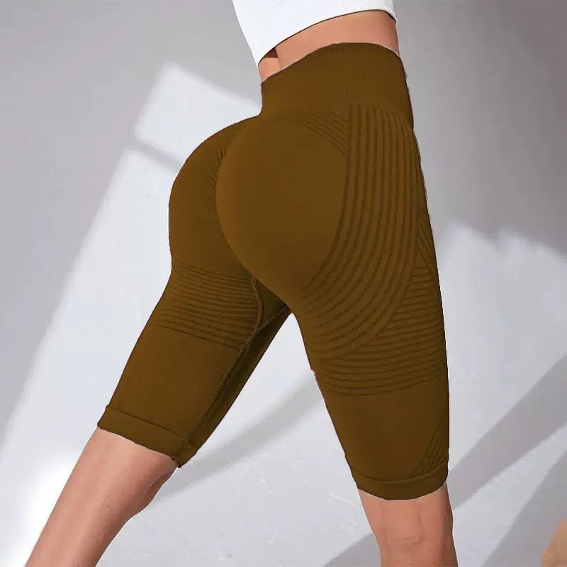 Seamless High Waist Yoga Hip Lifting Peach Hip Fifth Pants – Premium 0 | RICALOUX