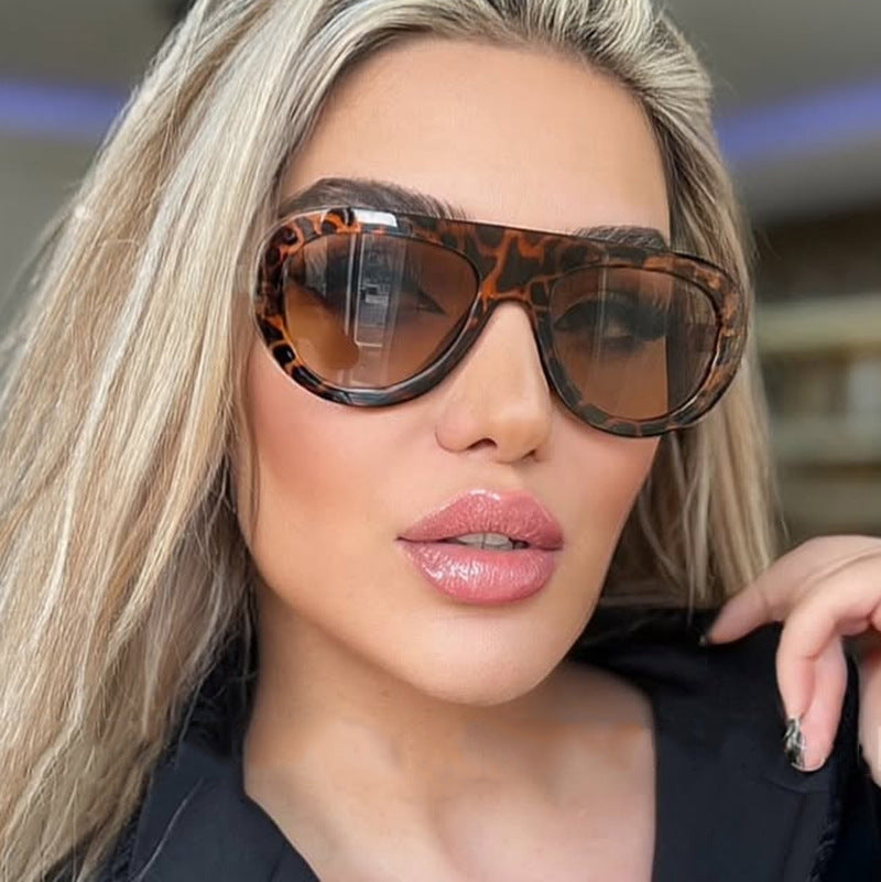 Small Frame Frog-style Sunglasses For Women by Ricaloux
