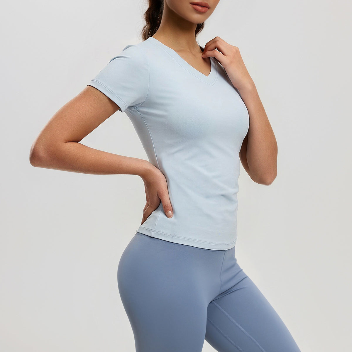Peach Basic V-neck Short Sleeve Sports Top, Breathable Slim-fit Yoga Shirt For Fitness And Running – Premium 4 | RICALOUX