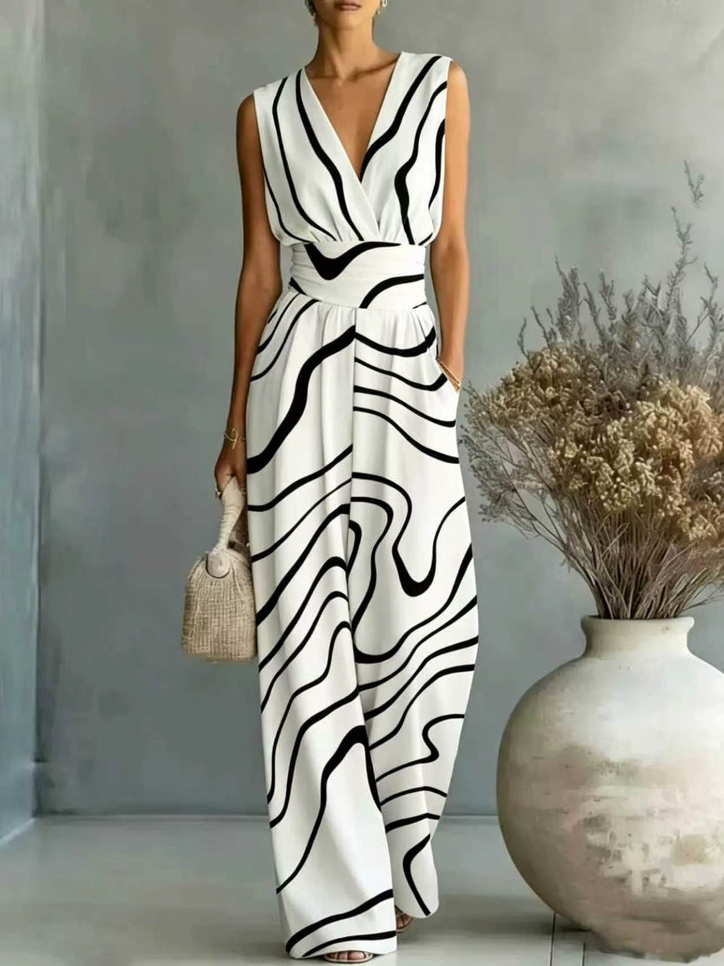 European And American-style Deep V-neck Sleeveless Printed Jumpsuit – Premium 0 | RICALOUX