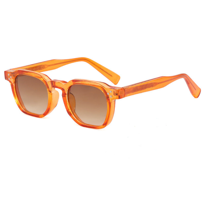 Retro-style Fashion Sunglasses For Men And Women by Ricaloux