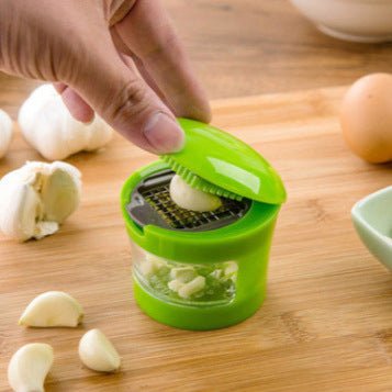 1pc Premium Stainless Steel Multifunctional Garlic Press, Manual Mincer Essential Kitchen Gadget For Home And Restaurant Use - RICALOUX