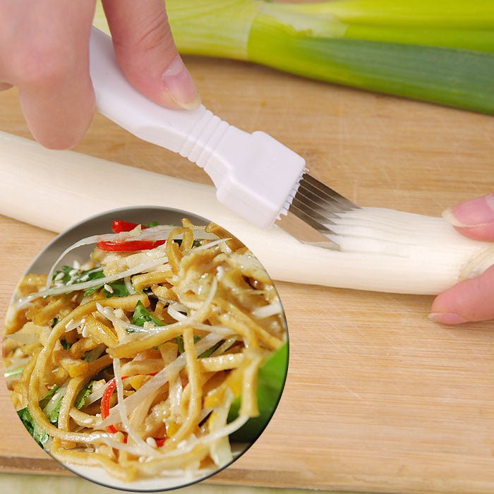 Kitchen chopping onion - RICALOUX