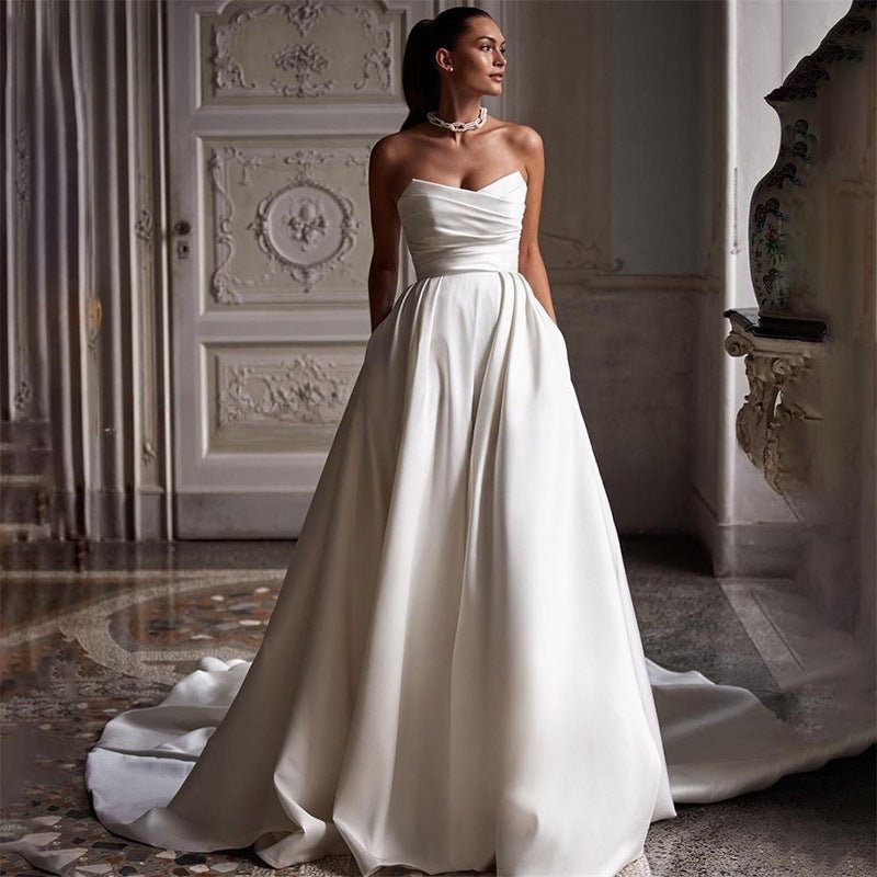 Four Seasons New Style White Satin Tube Top Simple Dress - RICALOUX