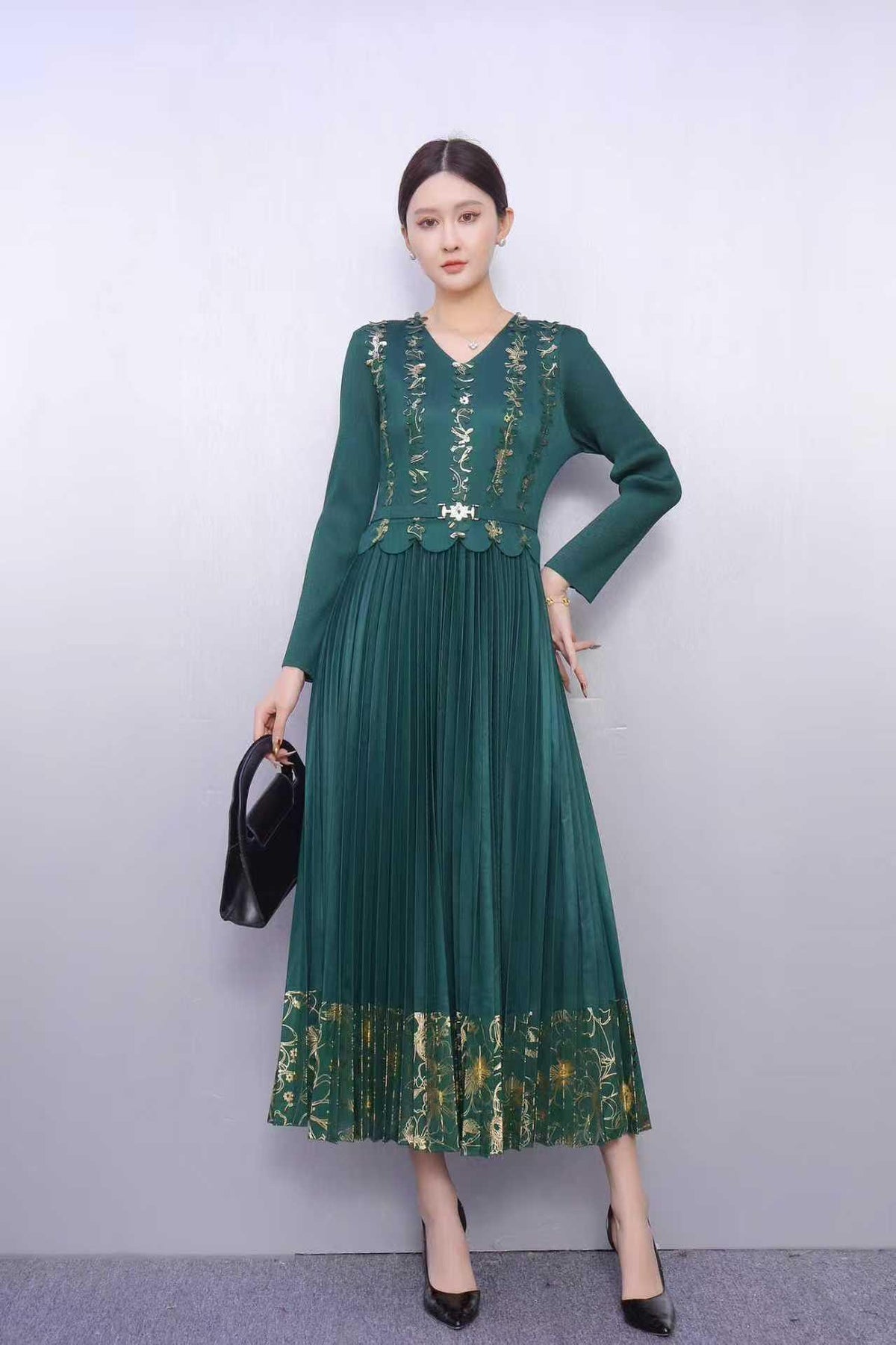 Elegant Plus-Size Loose-Fitting Dress For Women – Premium 0 | RICALOUX