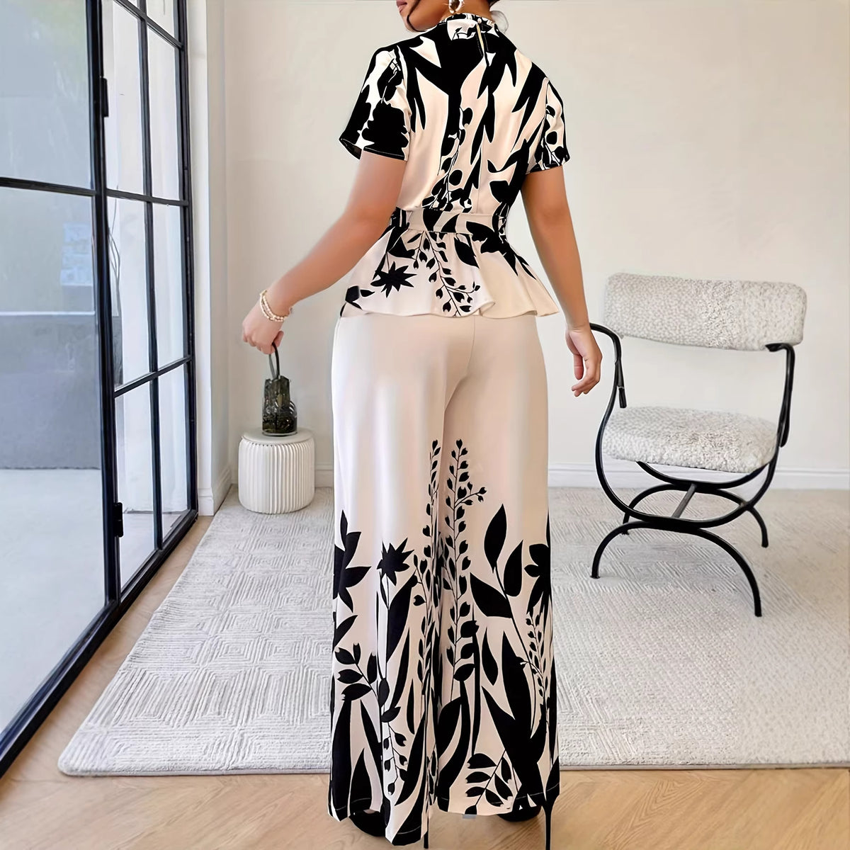 Elegant And Chic Two-piece Set With A Cinched Waist And Bow Detail by Ricaloux