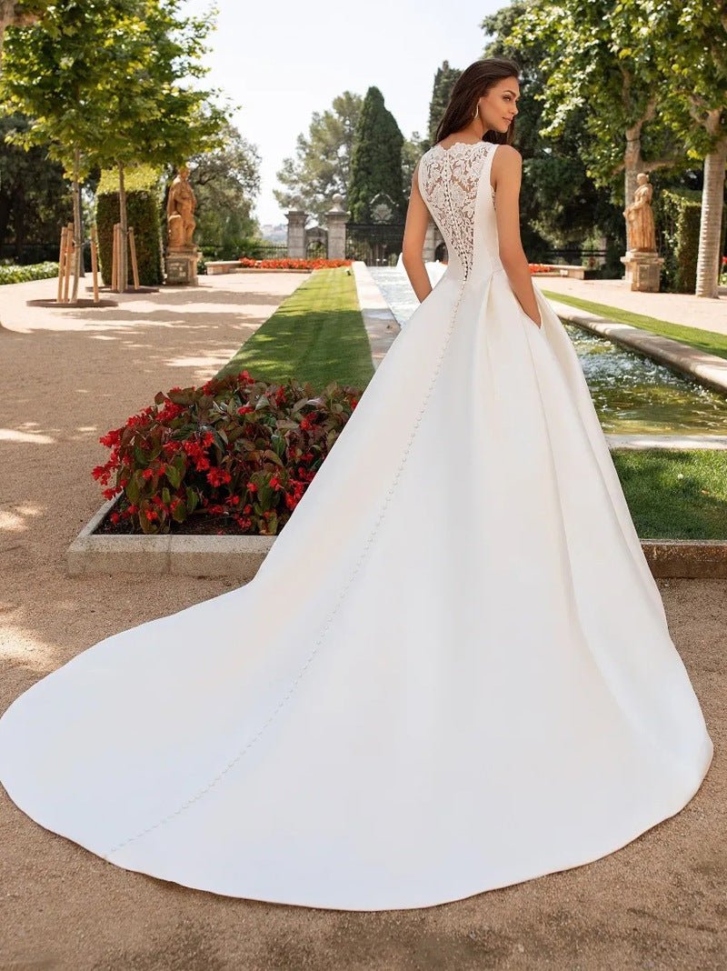 French Retro Lace Advanced Texture Satin Slim Bridal Simple Elegant Trailing Wedding Dress - RICALOUX