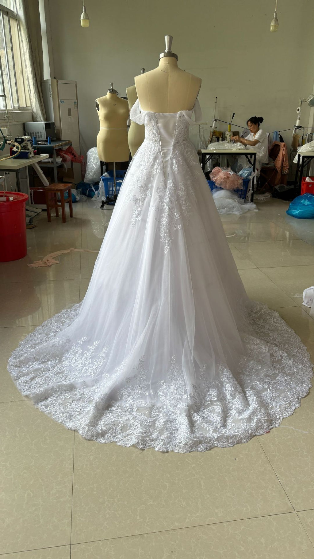 Off-shoulder Bridal Main Wedding Dress Elegant Court Style High-grade Luxury French Light Door Yarn - RICALOUX