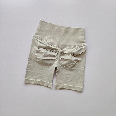 Seamless Butt-Lifting Fitness Shorts For Women by Ricaloux