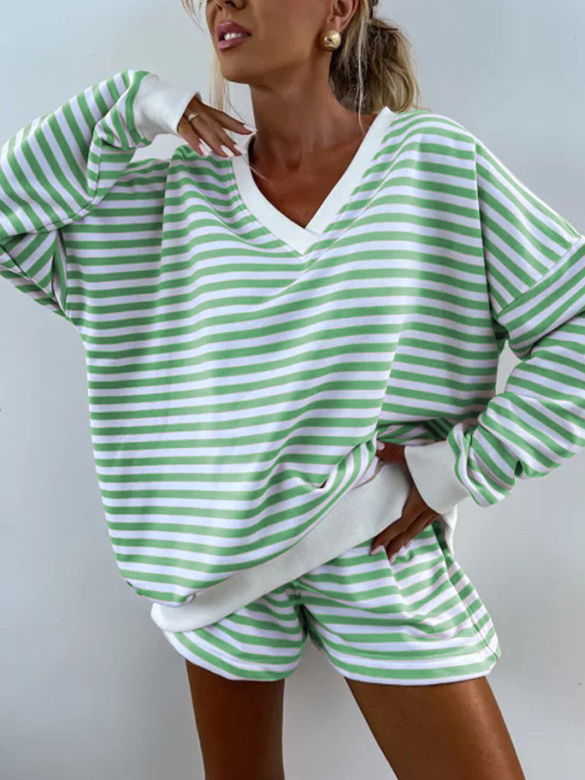 Womens Striped V-Neck T-Shirt And Shorts Set – Premium 0 | RICALOUX