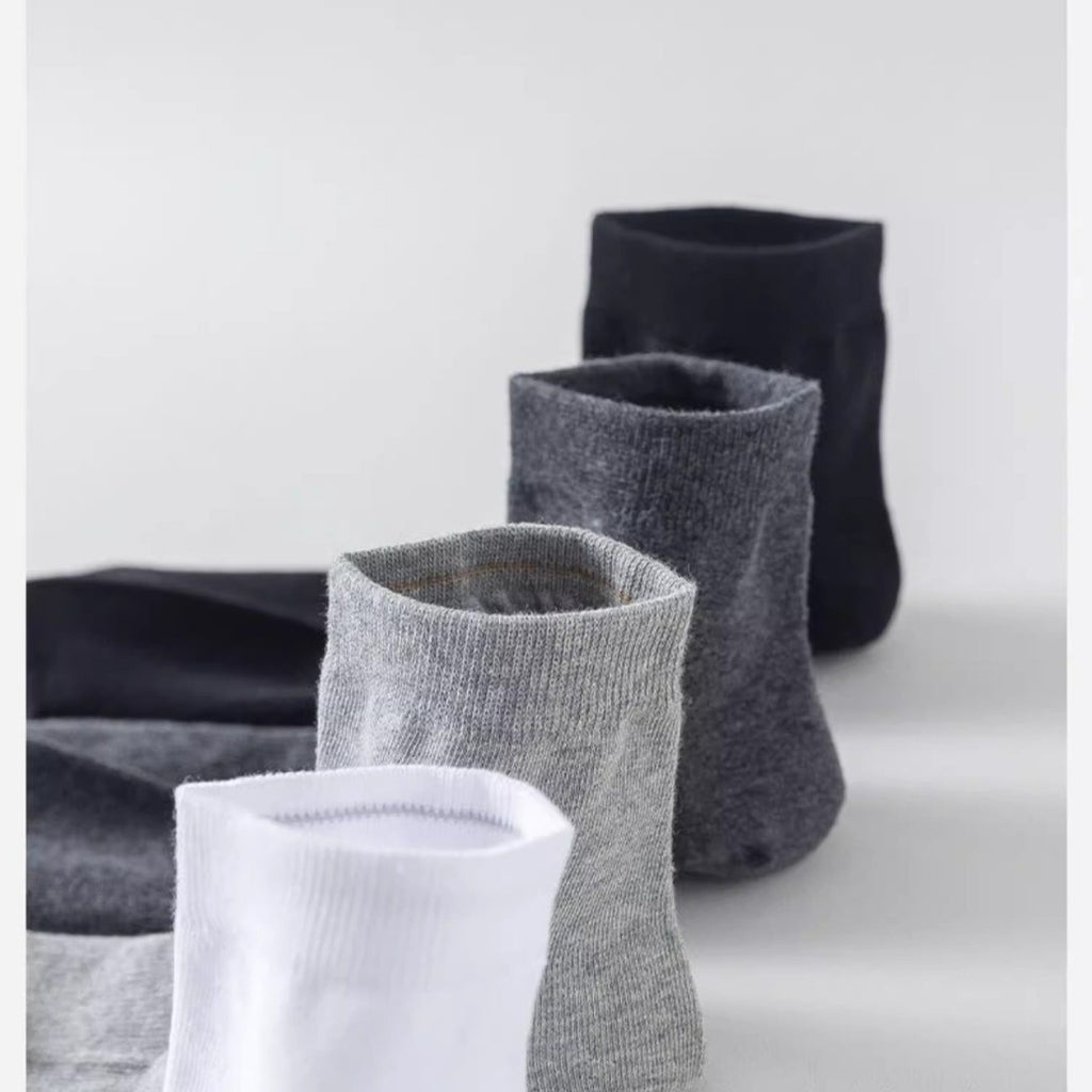 Travel-friendly Mid-length Sports Socks – Premium 0 | RICALOUX
