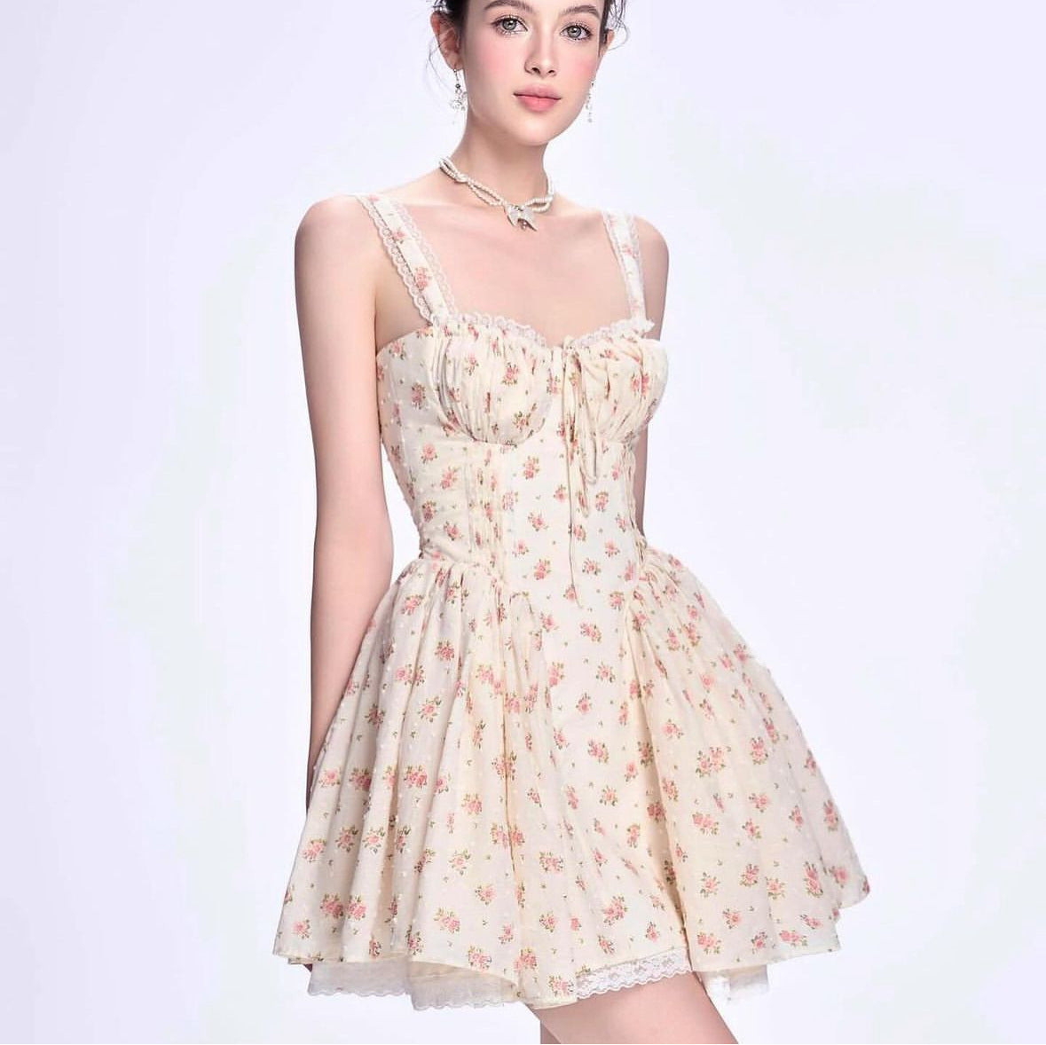 Floral Lace-trimmed Pleated Waist-cinching Dress by Ricaloux