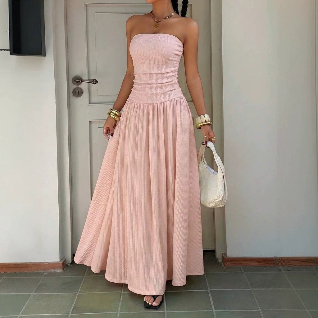 Women's Elegant Figure-hugging Strapless Dress by Ricaloux