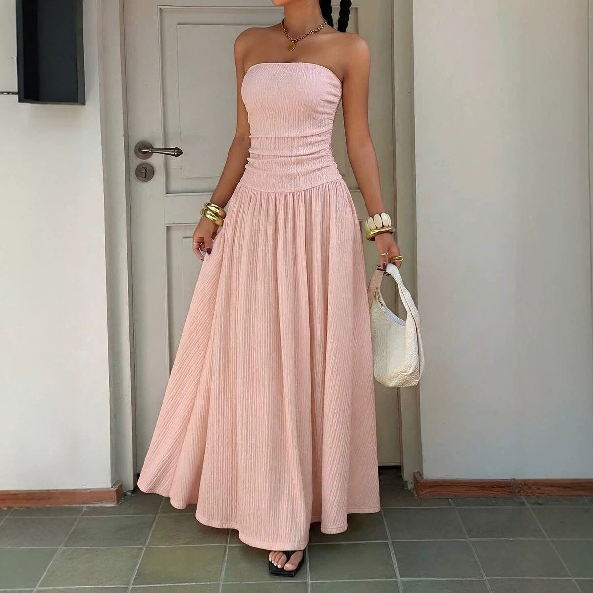 Women's Elegant Figure-hugging Strapless Dress by Ricaloux