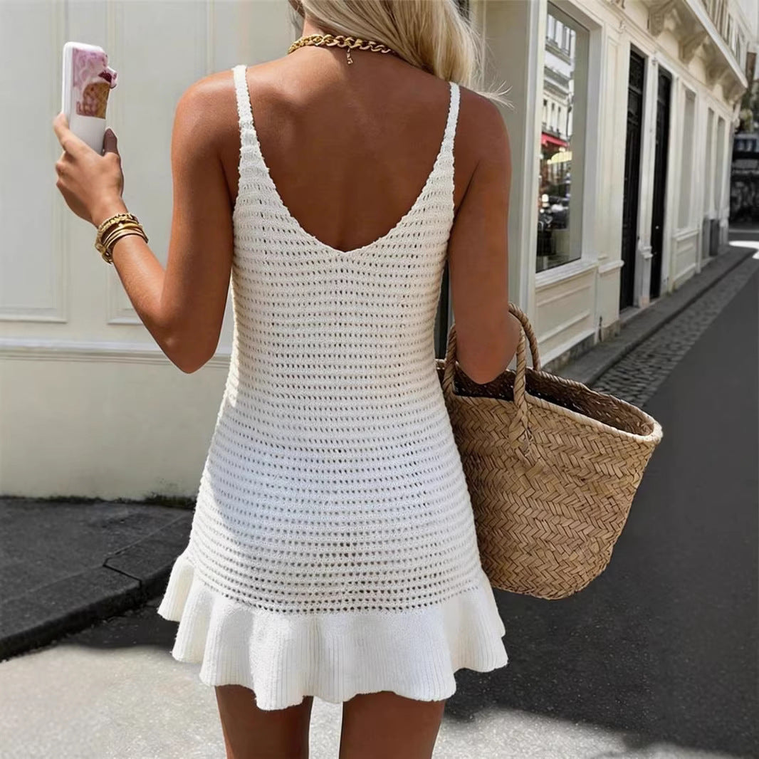 Womens Solid-color Sleeveless V-neck Dress With A Flounced Hem by Ricaloux