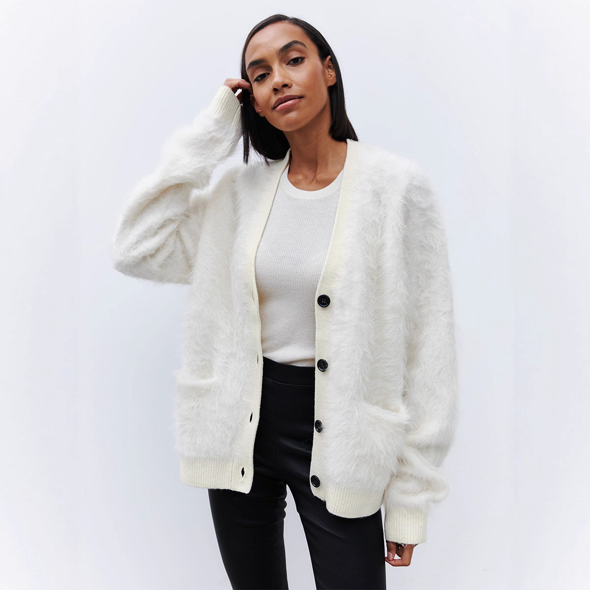 Laid-back Relaxed-fit Knitted Warm Cardigan by Ricaloux