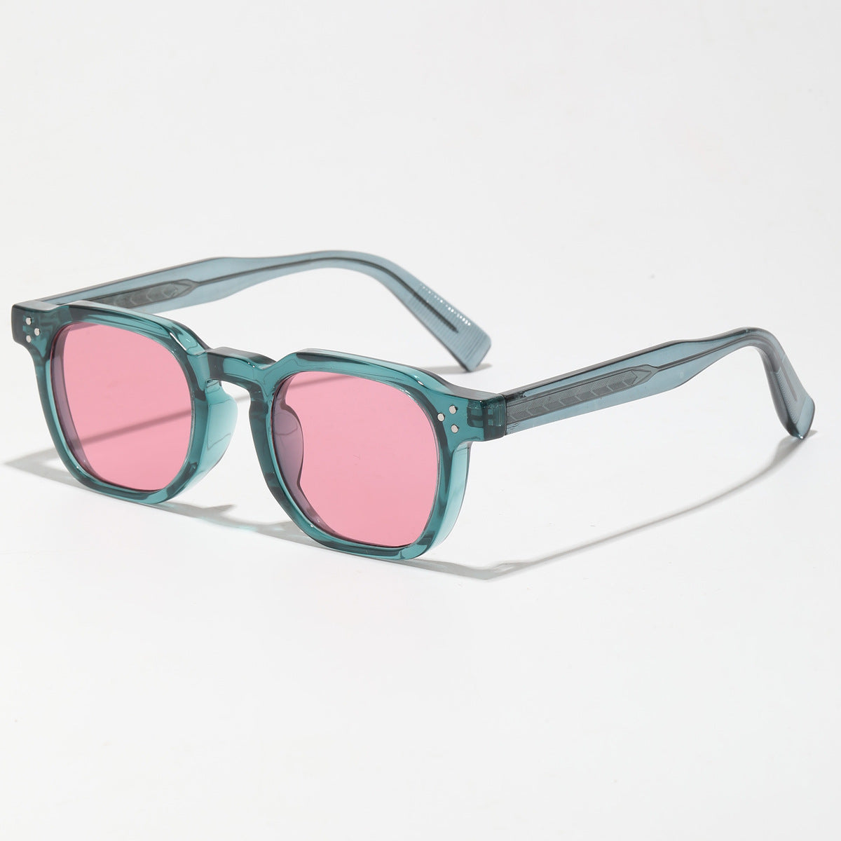 Retro-style Fashion Sunglasses For Men And Women by Ricaloux