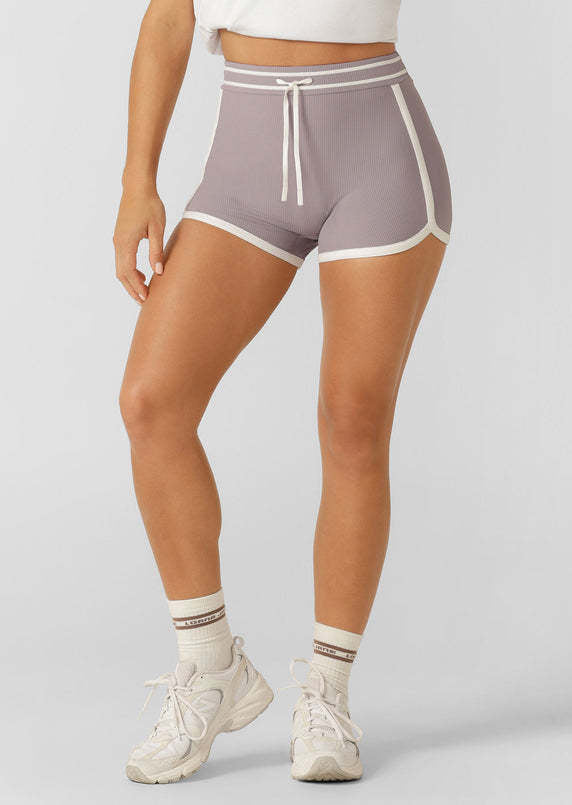 Color-block Nude-effect High-waisted Yoga Shorts For Women by Ricaloux