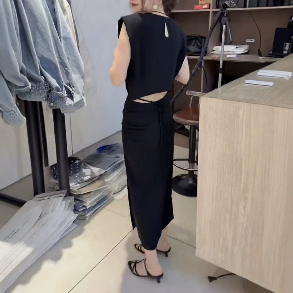 Designer-style Backless Sleeveless Dress For Women – Premium 0 | RICALOUX